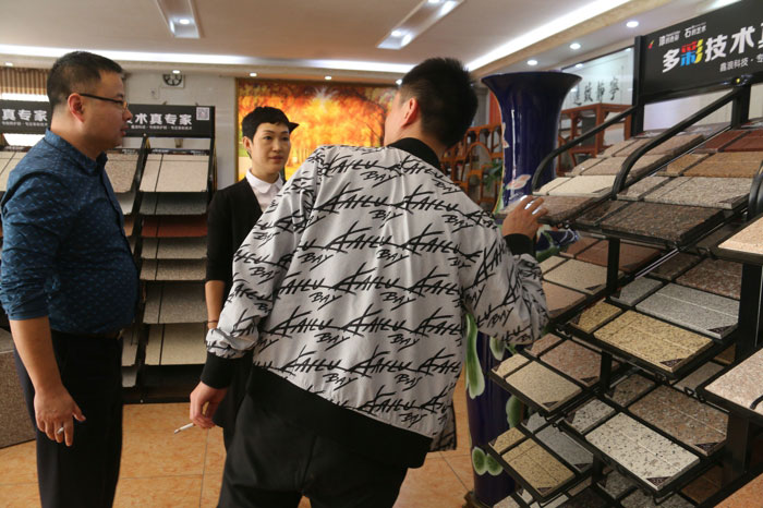 熱烈歡迎西安辦廠客戶孫總、張總、楊總來(lái)鑫浪進(jìn)行技術(shù)交流